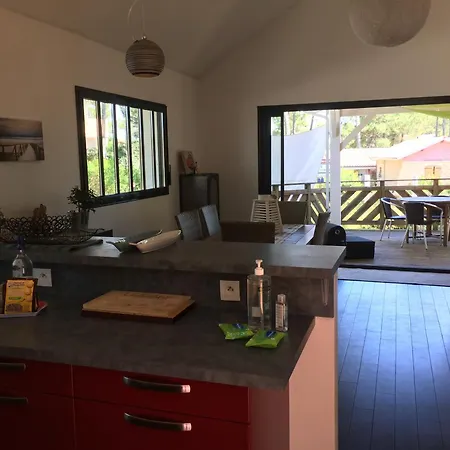 Lacanaulaise Holiday home