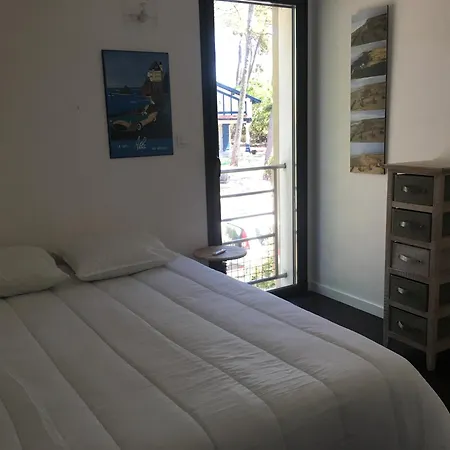 Lacanaulaise Holiday home